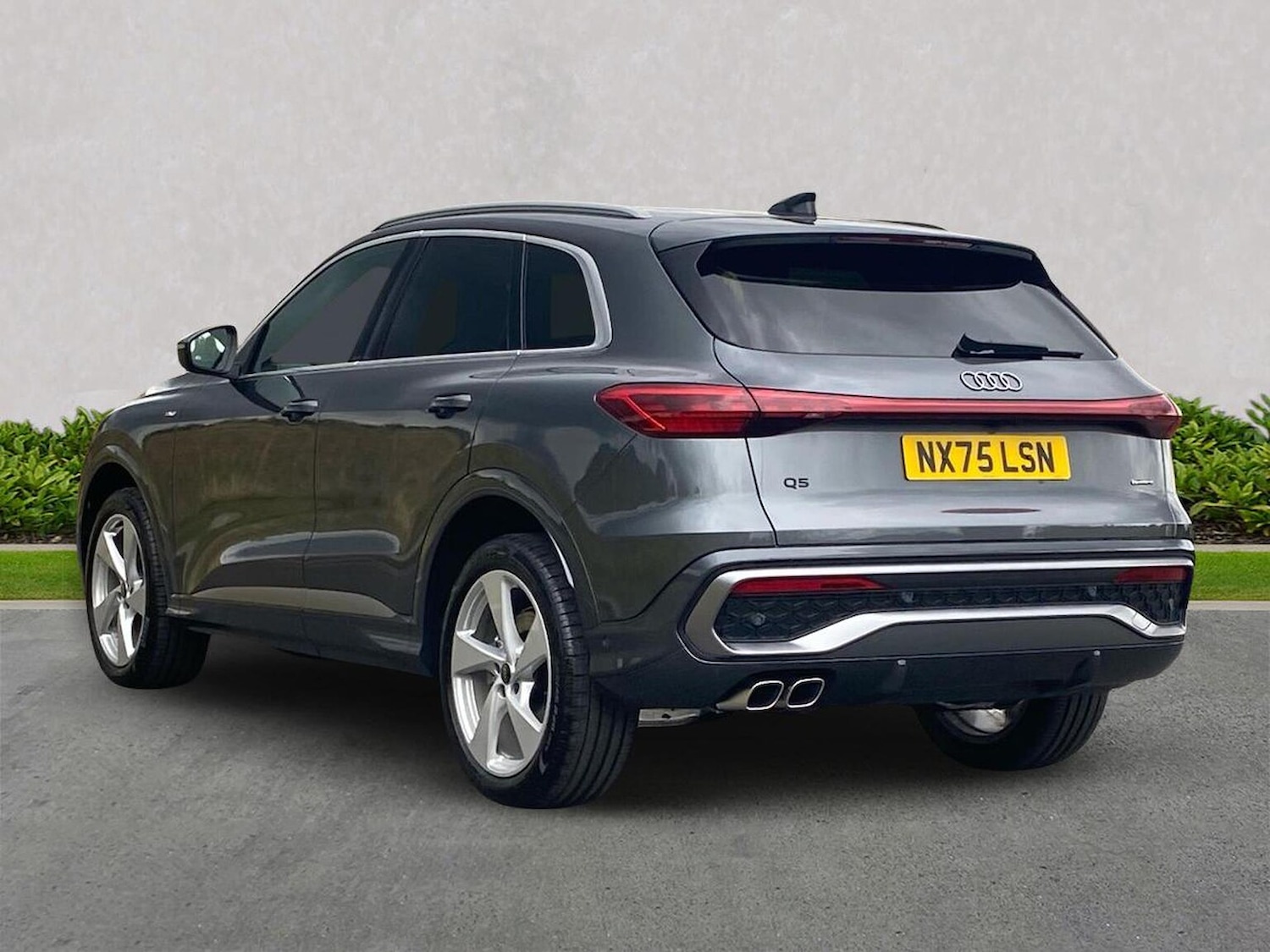 Used Audi Q5 2025 for sale - 78193399: Photo 2