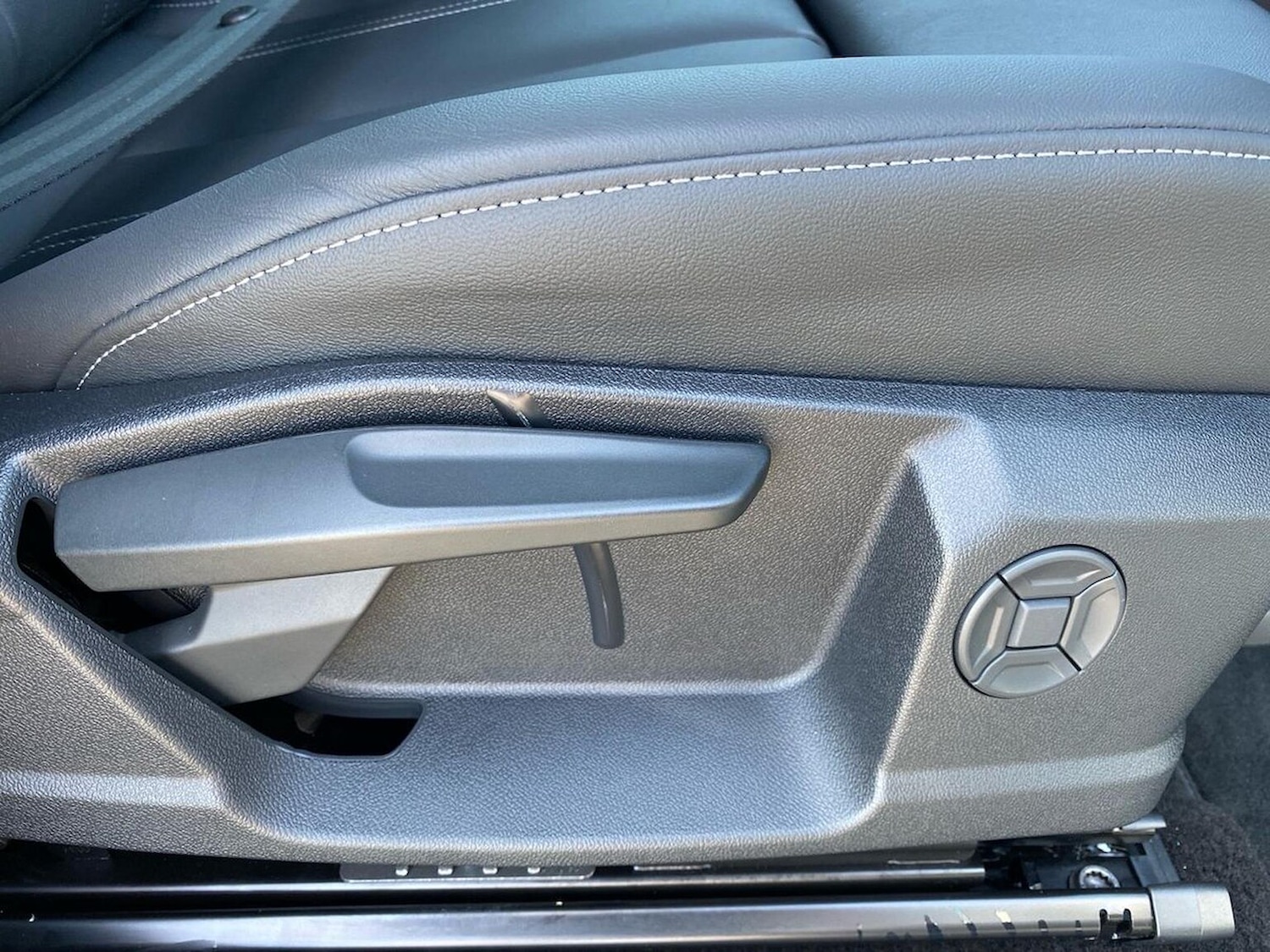 Used Audi Q4 e-tron 2025 for sale - 76165093: Photo 30
