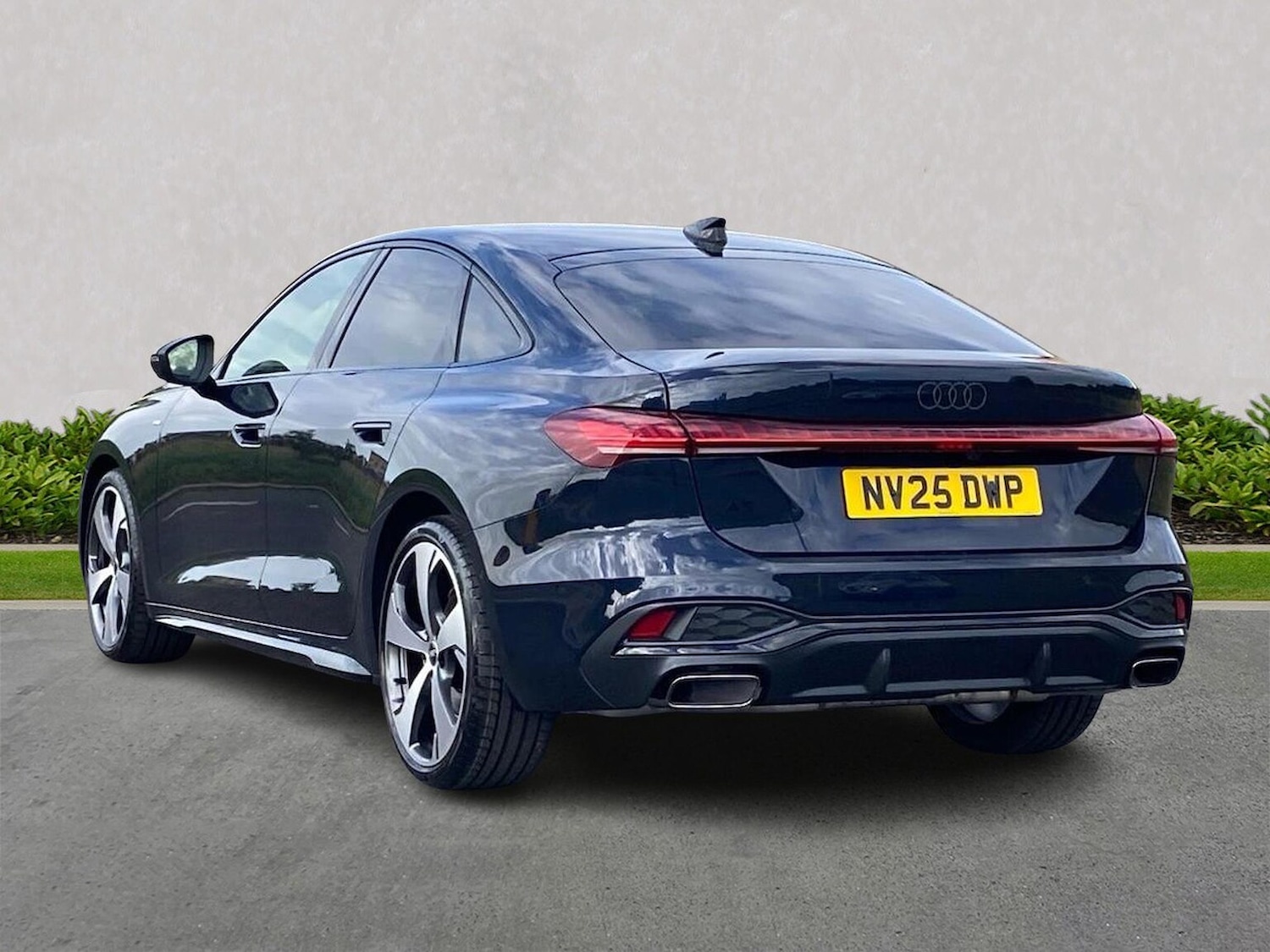 Used Audi A5 2025 for sale - 76070155: Photo 2