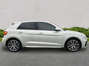 Used Audi A1 2023 for sale - 76193138: Photo
