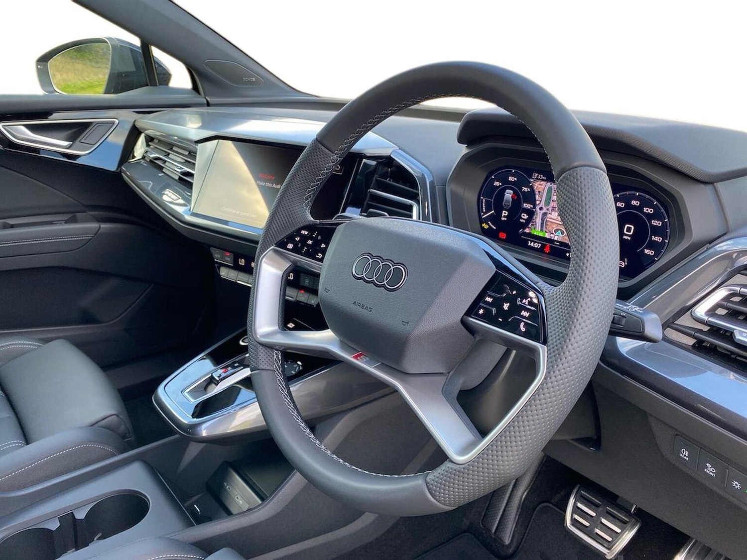 Used Audi Q4 e-tron 2025 for sale - 77616695: Photo 15