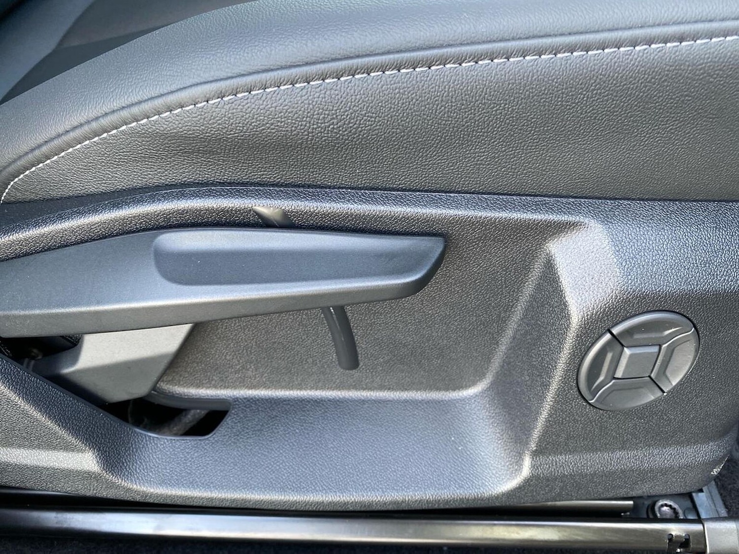 Used Audi Q4 e-tron 2025 for sale - 77616695: Photo 30