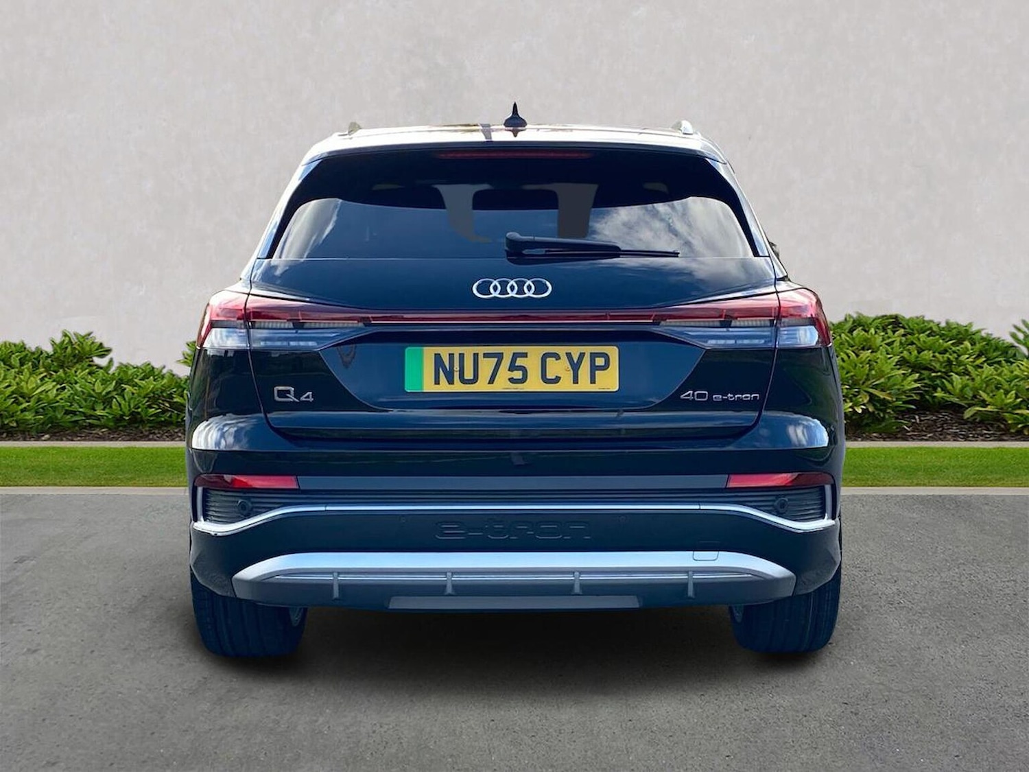 Used Audi Q4 e-tron 2025 for sale - 77616695: Photo 4