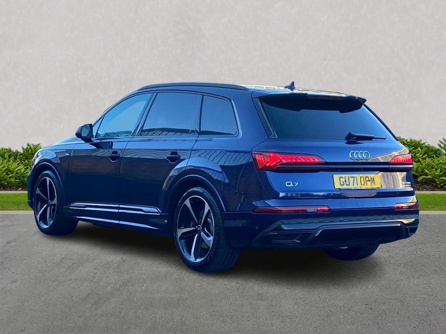 Used Audi Q7 2021 for sale - 76313858: Photo 2