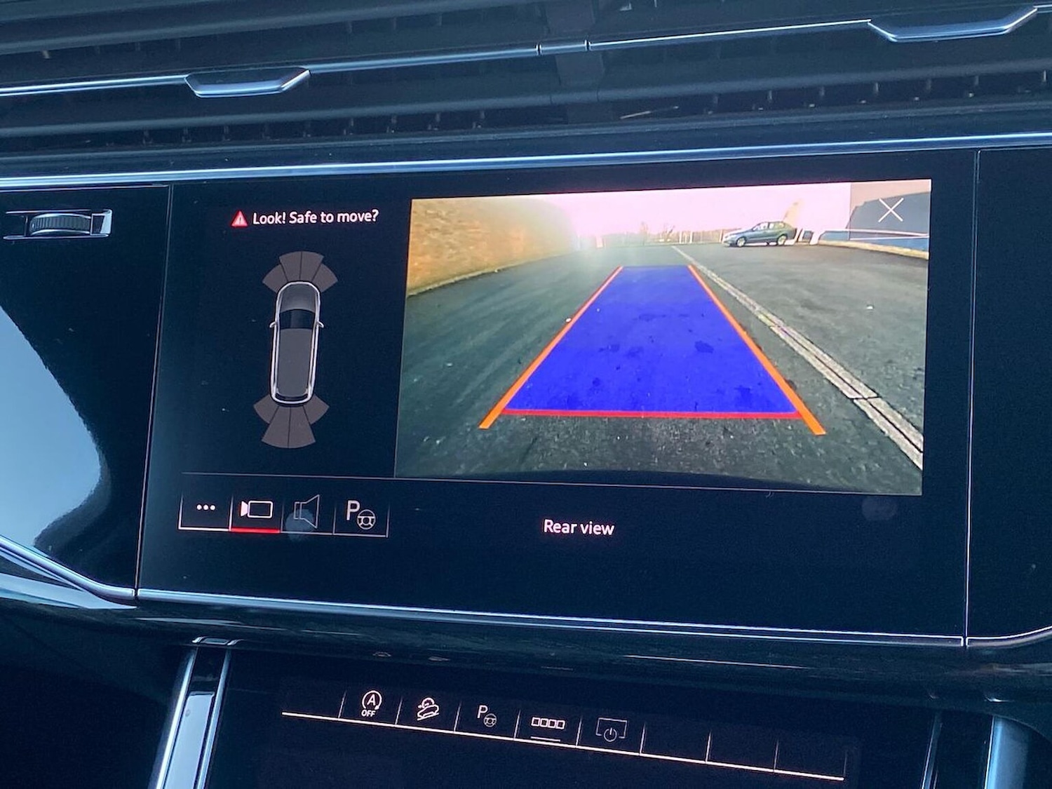 Used Audi Q7 2021 for sale - 76313858: Photo 23