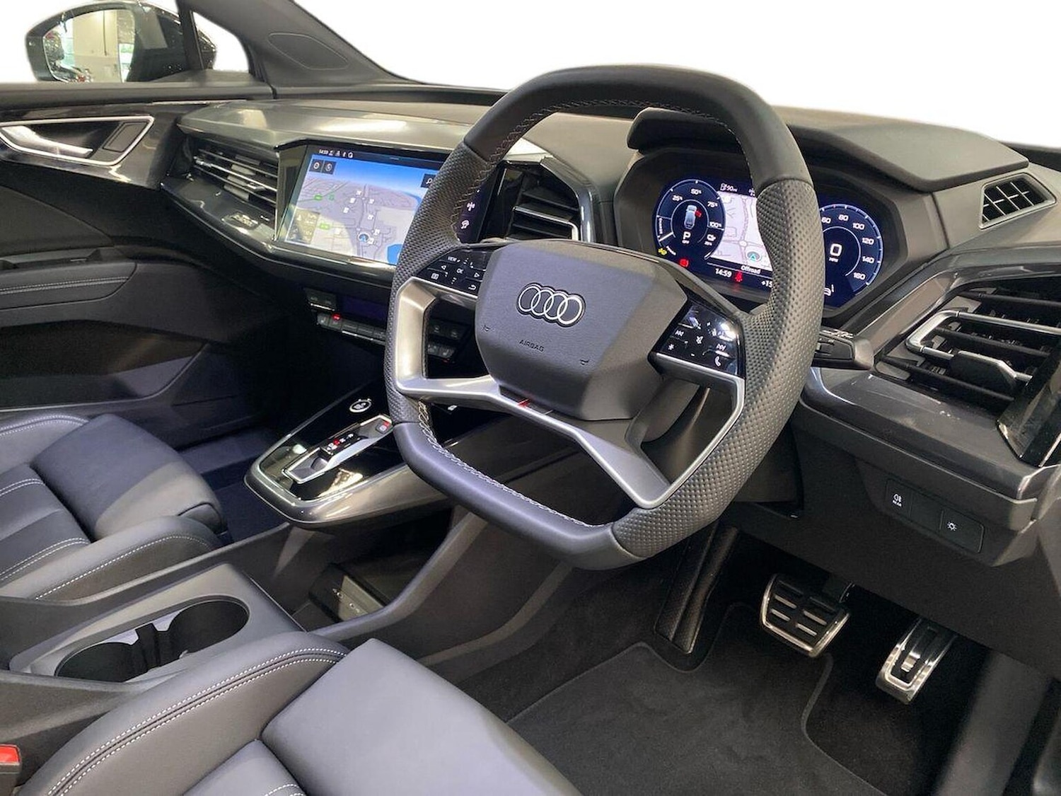 Used Audi Q4 e-tron 2025 for sale - 77603696: Photo 15