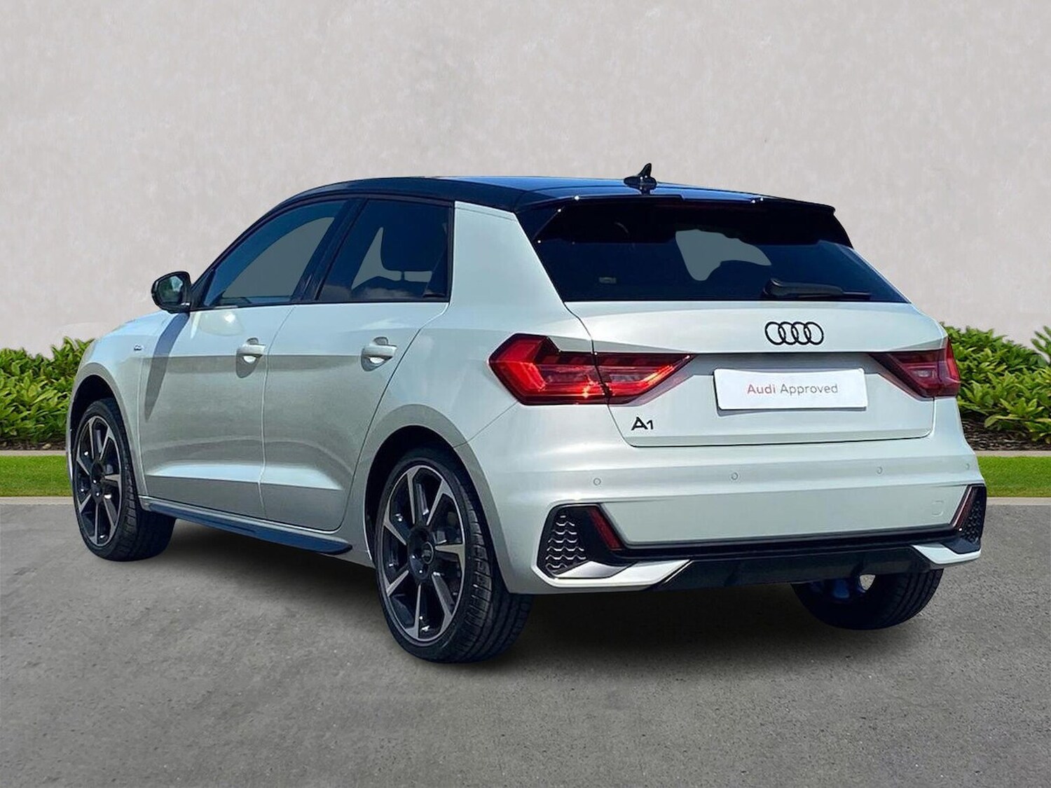 Used Audi A1 2025 for sale - 76969996: Photo 2