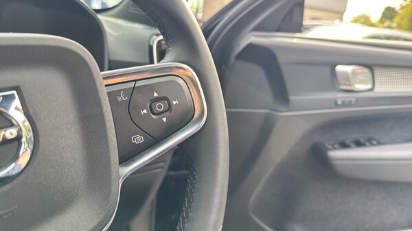 Used Volvo XC40 2024 for sale - 75796731: Photo 28
