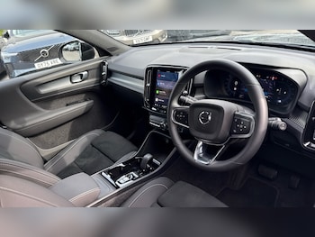 Used Volvo XC40 2024 for sale - 75796731: Photo 4