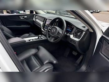 Used Volvo XC60 2023 for sale - 76241615: Photo