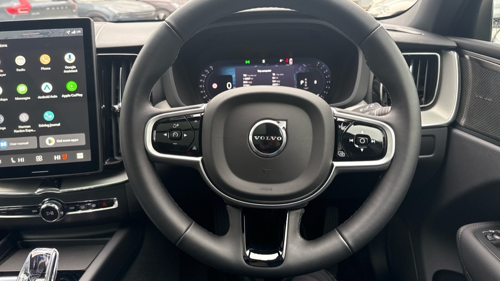 Used Volvo XC60 2025 for sale - 78049803: Photo 10
