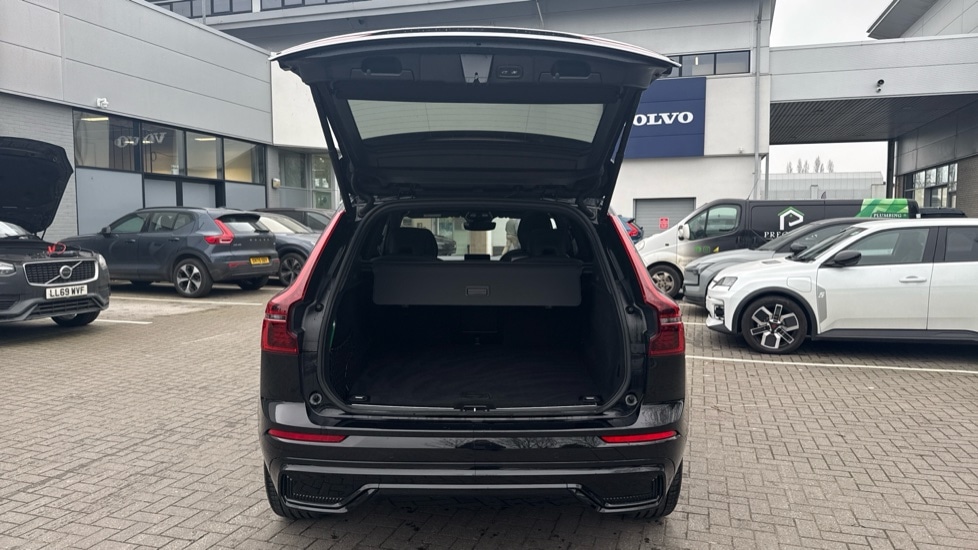 Used Volvo XC60 2025 for sale - 78049803: Photo 13