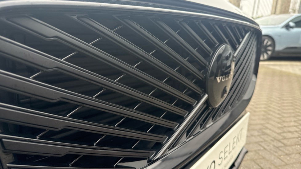 Used Volvo XC60 2025 for sale - 78049803: Photo 22