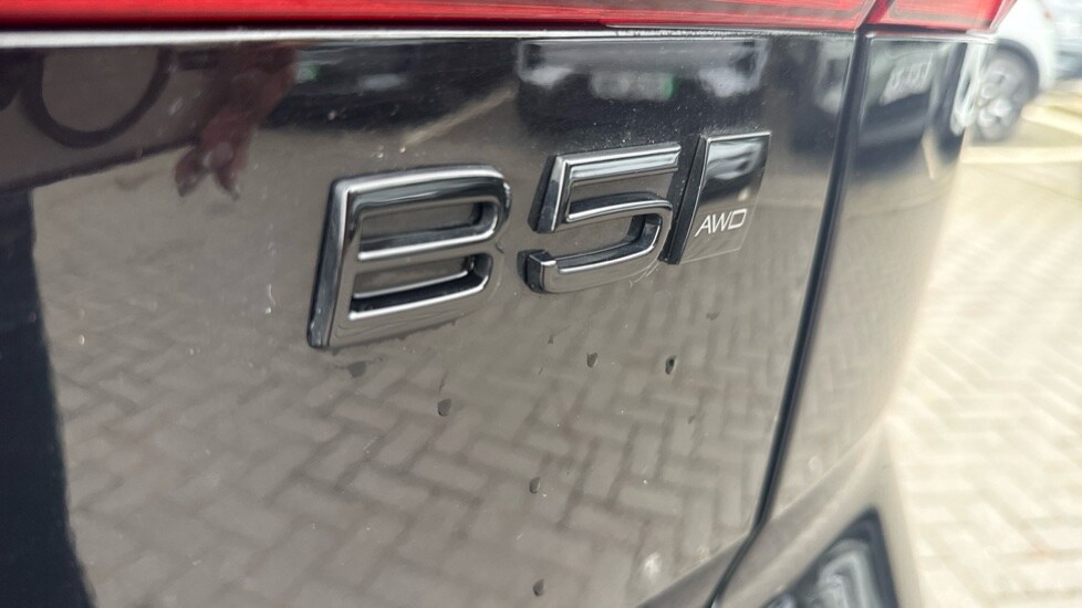 Used Volvo XC60 2025 for sale - 78049803: Photo 33