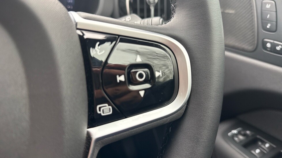 Used Volvo XC60 2025 for sale - 78049803: Photo 47