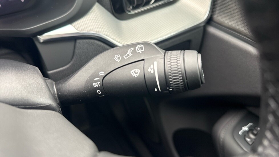 Used Volvo XC60 2025 for sale - 78049803: Photo 48