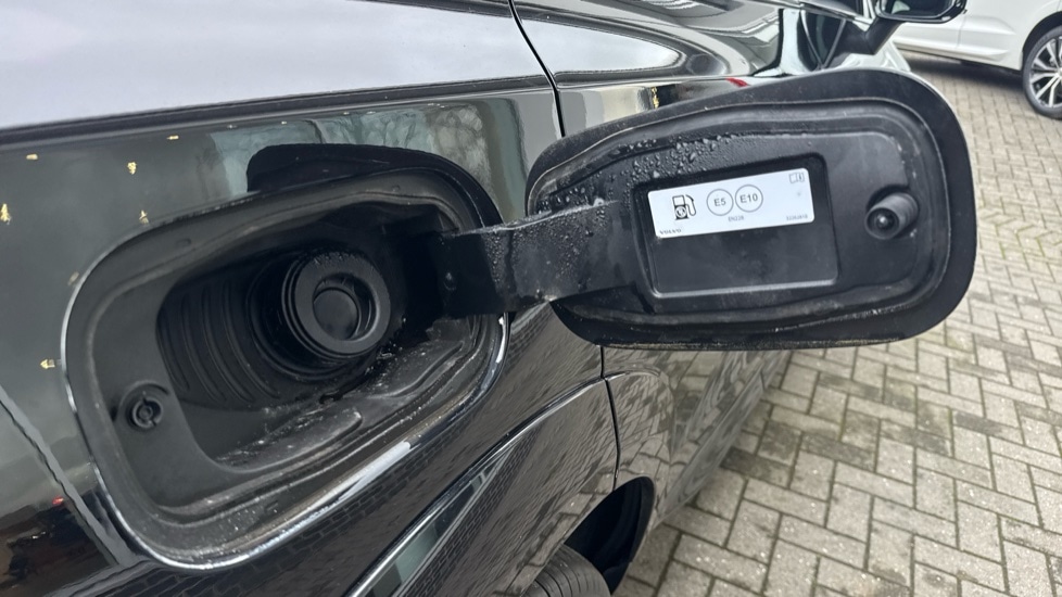 Used Volvo XC60 2021 for sale - 77137743: Photo 18