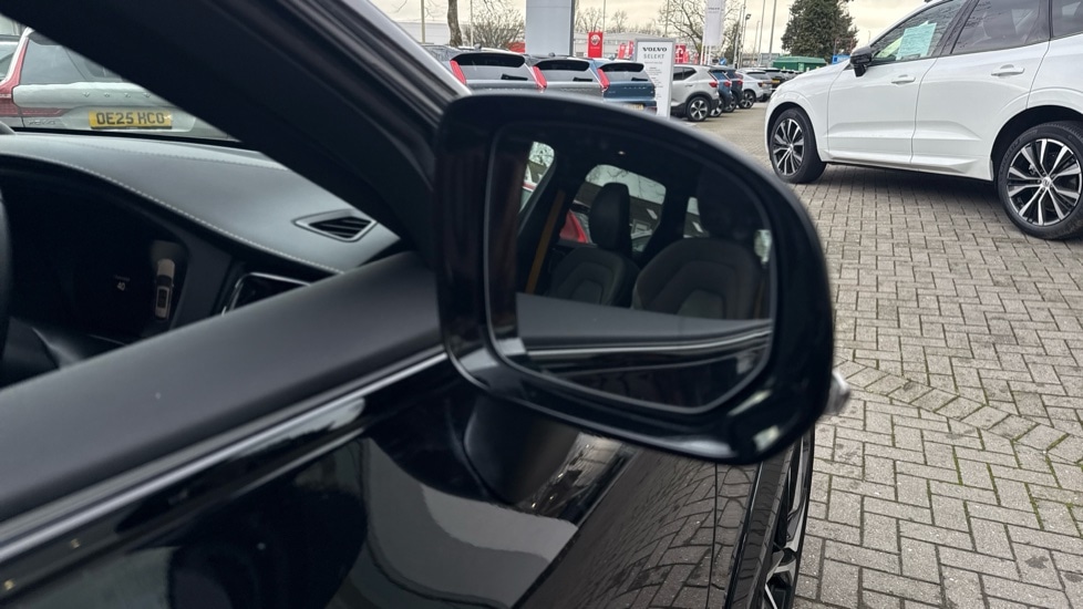 Used Volvo XC60 2021 for sale - 77137743: Photo 24