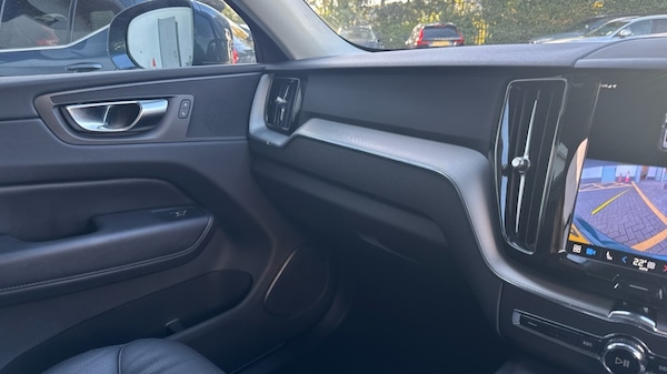 Used Volvo XC60 2023 for sale - 76176267: Photo 31
