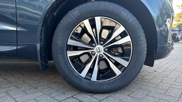 Used Volvo XC60 2023 for sale - 76176267: Photo 9