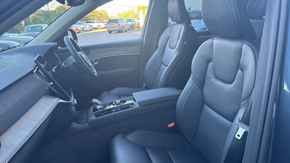 Used Volvo XC90 2025 for sale - 77269299: Photo 29