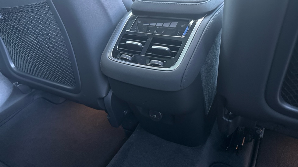 Used Volvo XC90 2025 for sale - 77269299: Photo 49