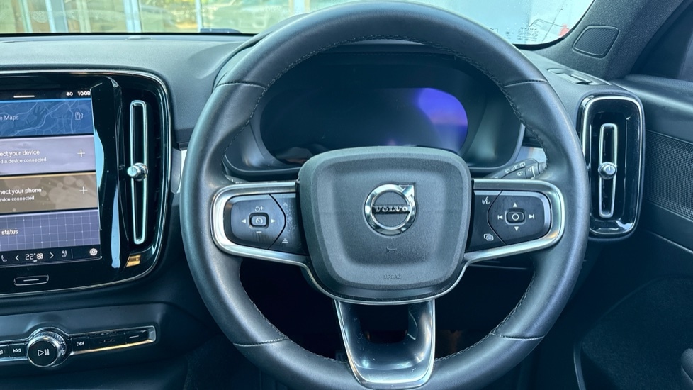 Used Volvo XC40 2023 for sale - 76487132: Photo 10