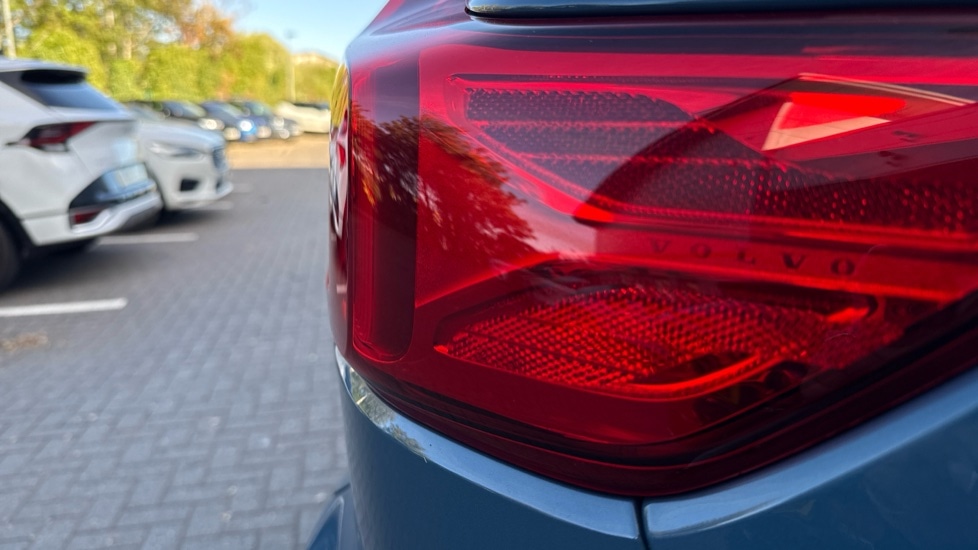 Used Volvo XC40 2023 for sale - 76487132: Photo 17