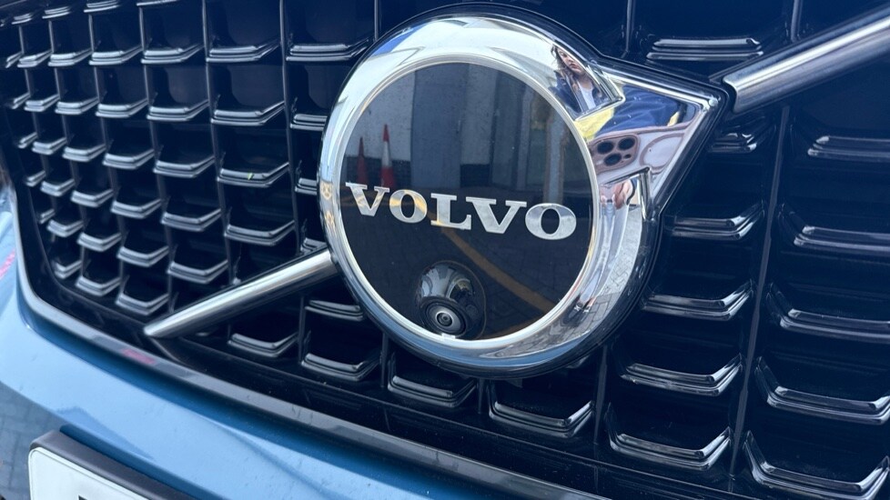 Used Volvo XC40 2023 for sale - 76487132: Photo 28