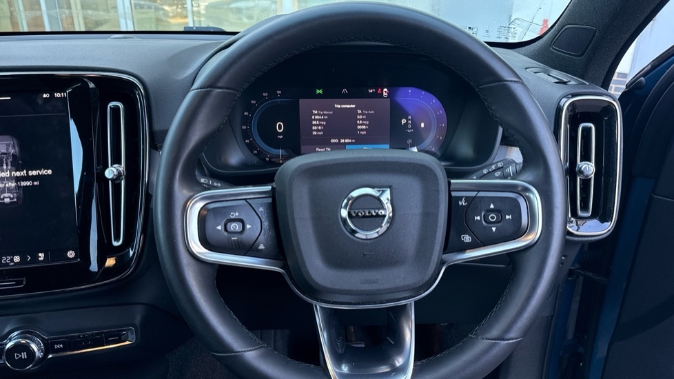 Used Volvo XC40 2023 for sale - 76487132: Photo 29