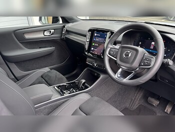 Used Volvo XC40 2024 for sale - 78856390: Photo