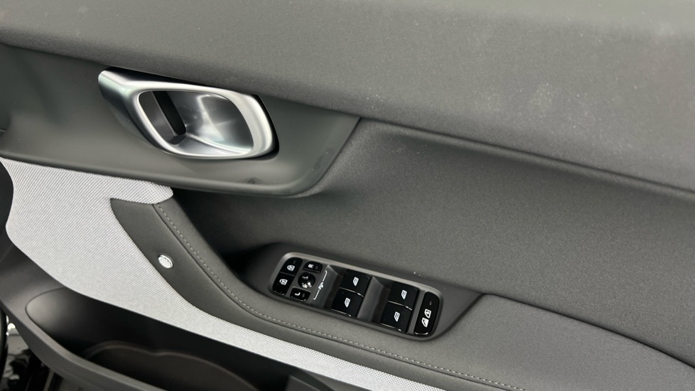 Used Polestar Polestar 2 2025 for sale - 77312285: Photo 33