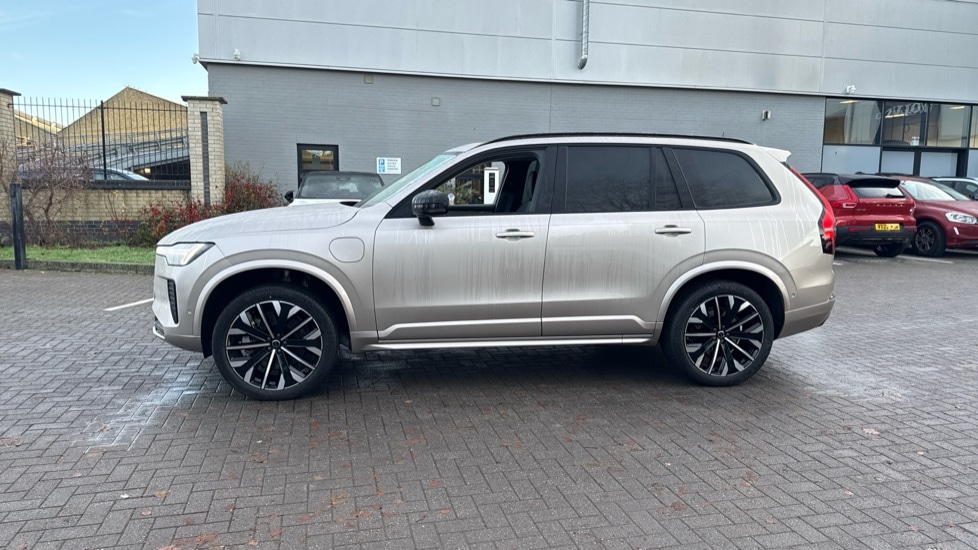 Used Volvo XC90 2025 for sale - 77413748: Photo 15
