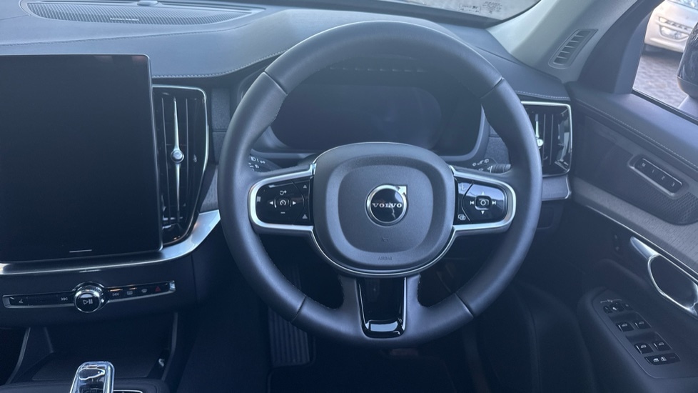 Used Volvo XC90 2025 for sale - 77067796: Photo 10