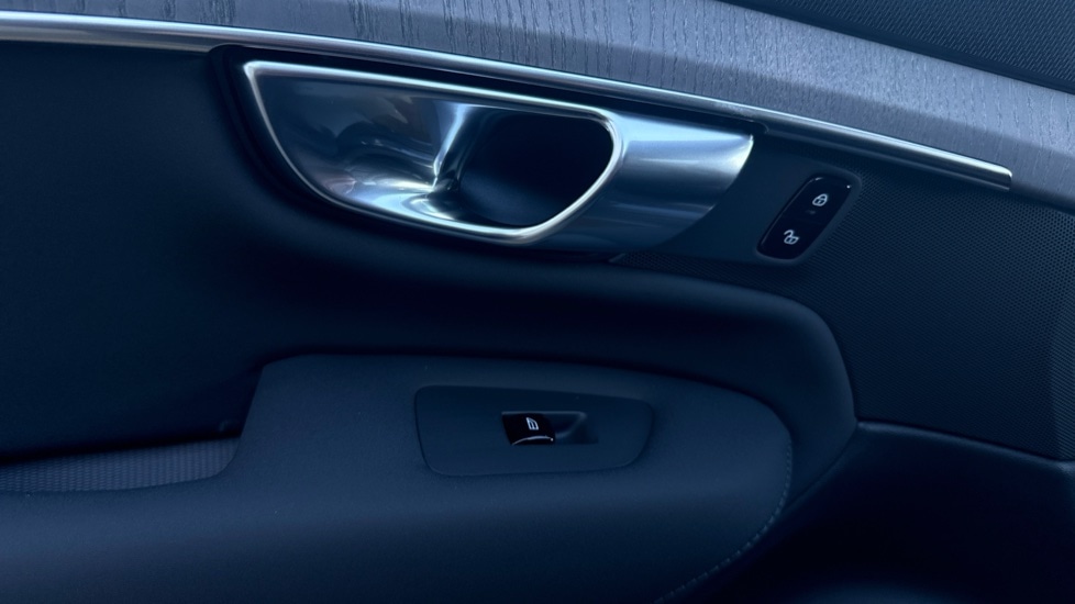 Used Volvo XC90 2025 for sale - 77067796: Photo 25