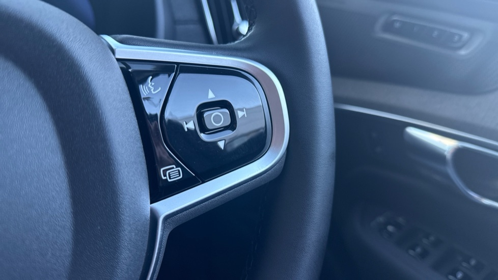 Used Volvo XC90 2025 for sale - 77067796: Photo 55