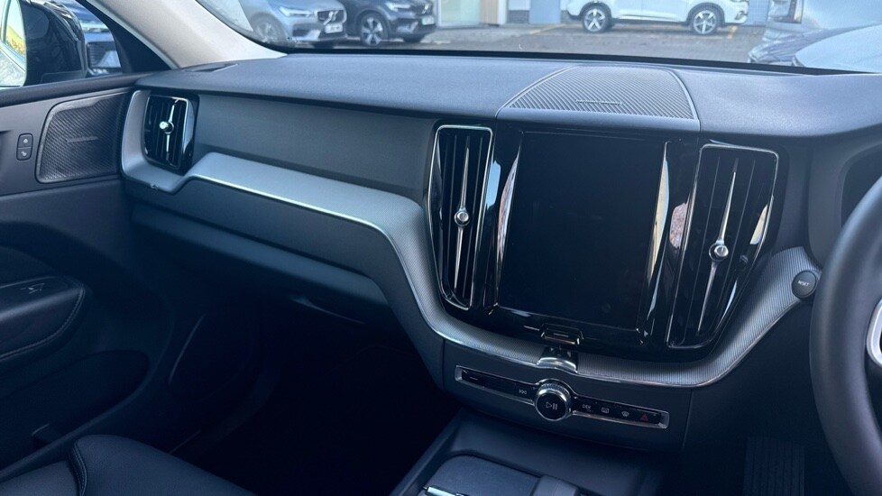 Used Volvo XC60 2025 for sale - 76696393: Photo 12