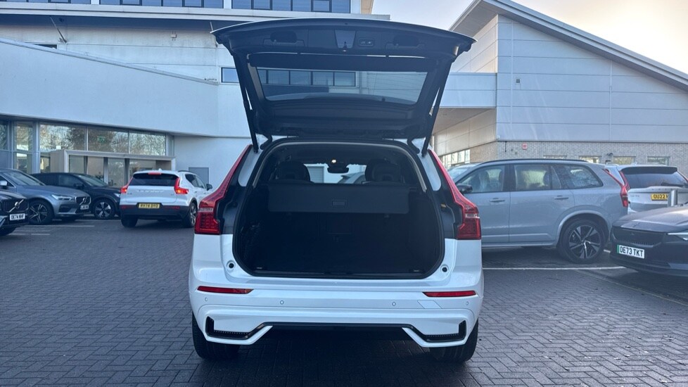 Used Volvo XC60 2025 for sale - 76696393: Photo 13