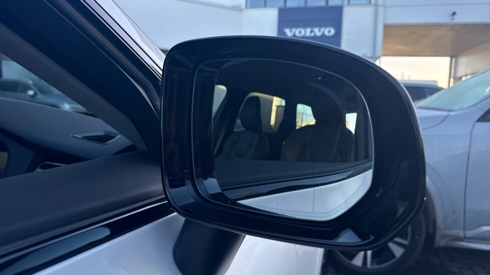 Used Volvo XC60 2025 for sale - 76696393: Photo 15