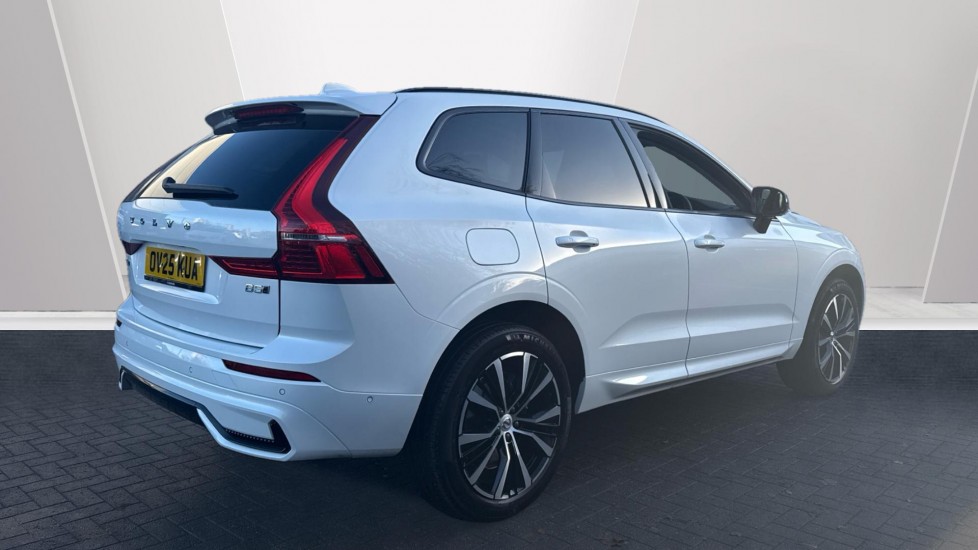 Used Volvo XC60 2025 for sale - 76696393: Photo 2