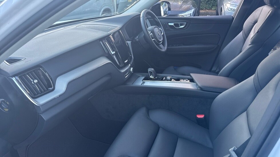 Used Volvo XC60 2025 for sale - 76696393: Photo 21