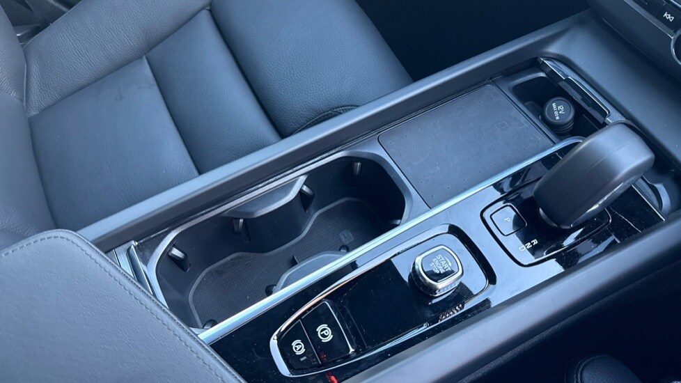 Used Volvo XC60 2025 for sale - 76696393: Photo 47