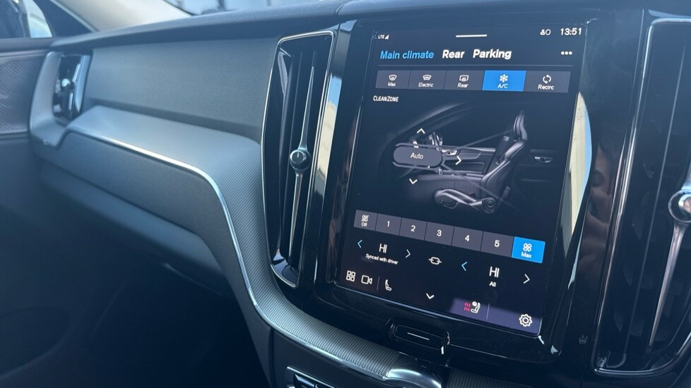 Used Volvo XC60 2025 for sale - 76696393: Photo 51