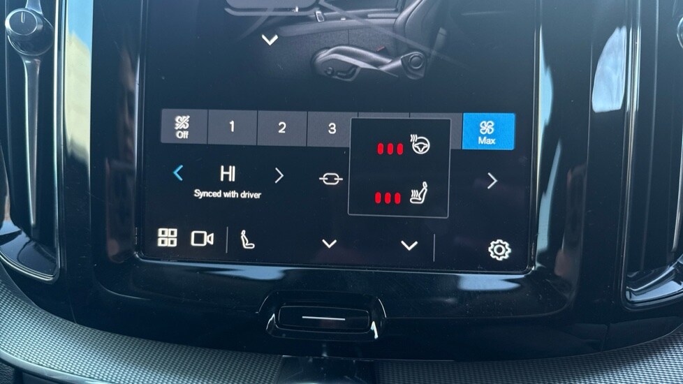 Used Volvo XC60 2025 for sale - 76696393: Photo 52