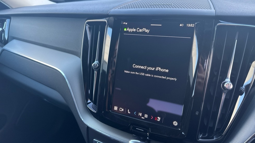 Used Volvo XC60 2025 for sale - 76696393: Photo 57