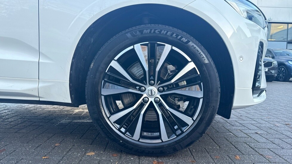 Used Volvo XC60 2025 for sale - 76696393: Photo 9