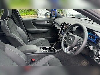 Used Volvo XC40 2023 for sale - 78080899: Photo