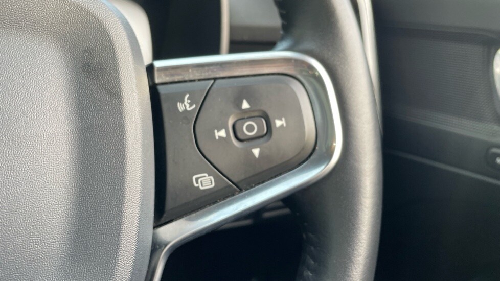 Used Volvo XC40 2019 for sale - 77702763: Photo 29