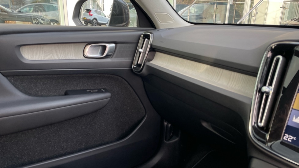 Used Volvo XC40 2019 for sale - 77702763: Photo 34