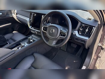Used Volvo V60 2025 for sale - 78411690: Photo